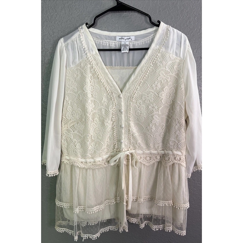 Ultra Pink Cream Lace Mesh Pom Pom Trim Peplum Blouse 1X Ivory Boho V-Neck Top